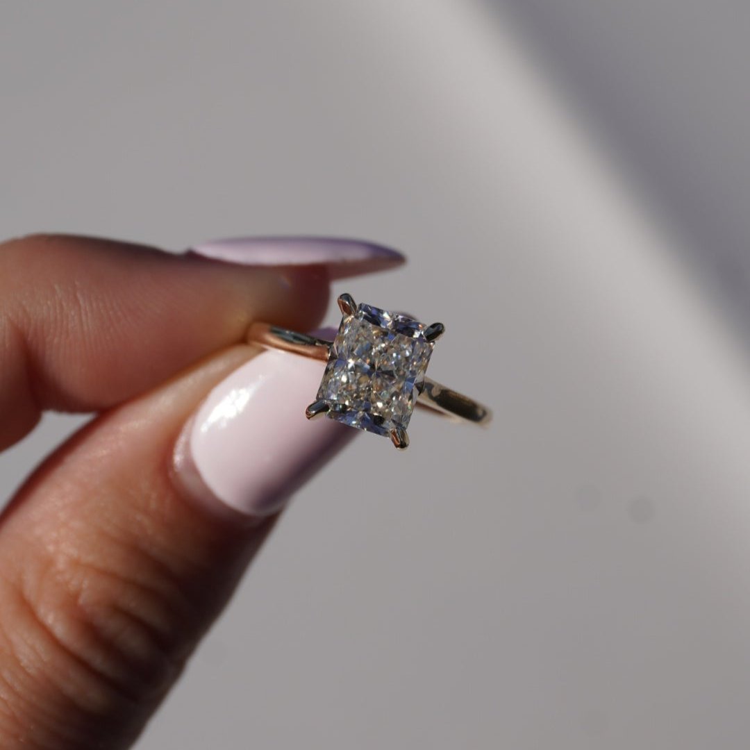 Stunning 2.60 CT Radiant Moissanite Engagement Ring with Solitaire Design 5