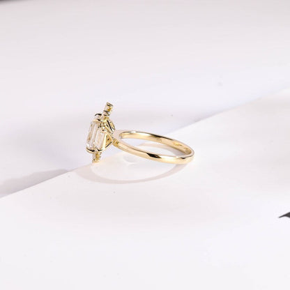 Stunning 1.0 - 2.0 CT Emerald Moissanite Engagement Ring With Cluster Design 8