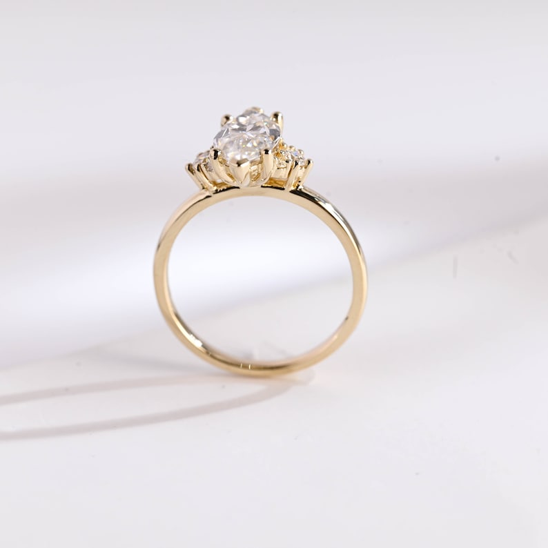 Stunning 1.0 - 2.0 CT Marquise Moissanite Engagement Ring with Cluster Design 5