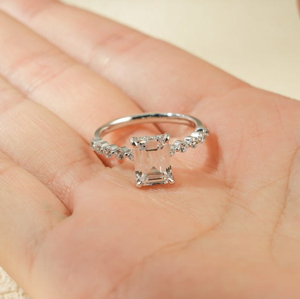 Stunning 1.0 - 2.0 CT Emerald Moissanite Engagement Ring with Hidden Halo Design 5