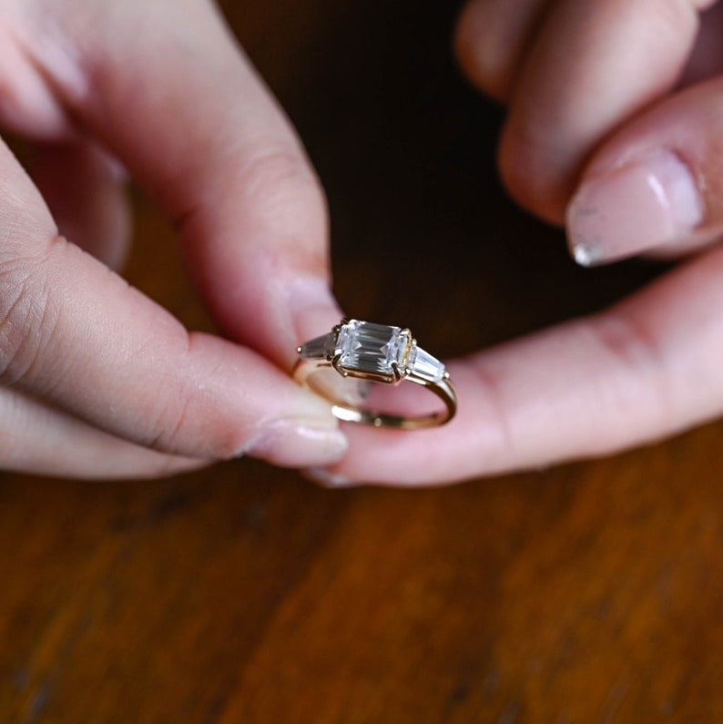 Stunning 1.0 - 2.0 CT Emerald Moissanite Engagement Ring with Three Stone Design 5