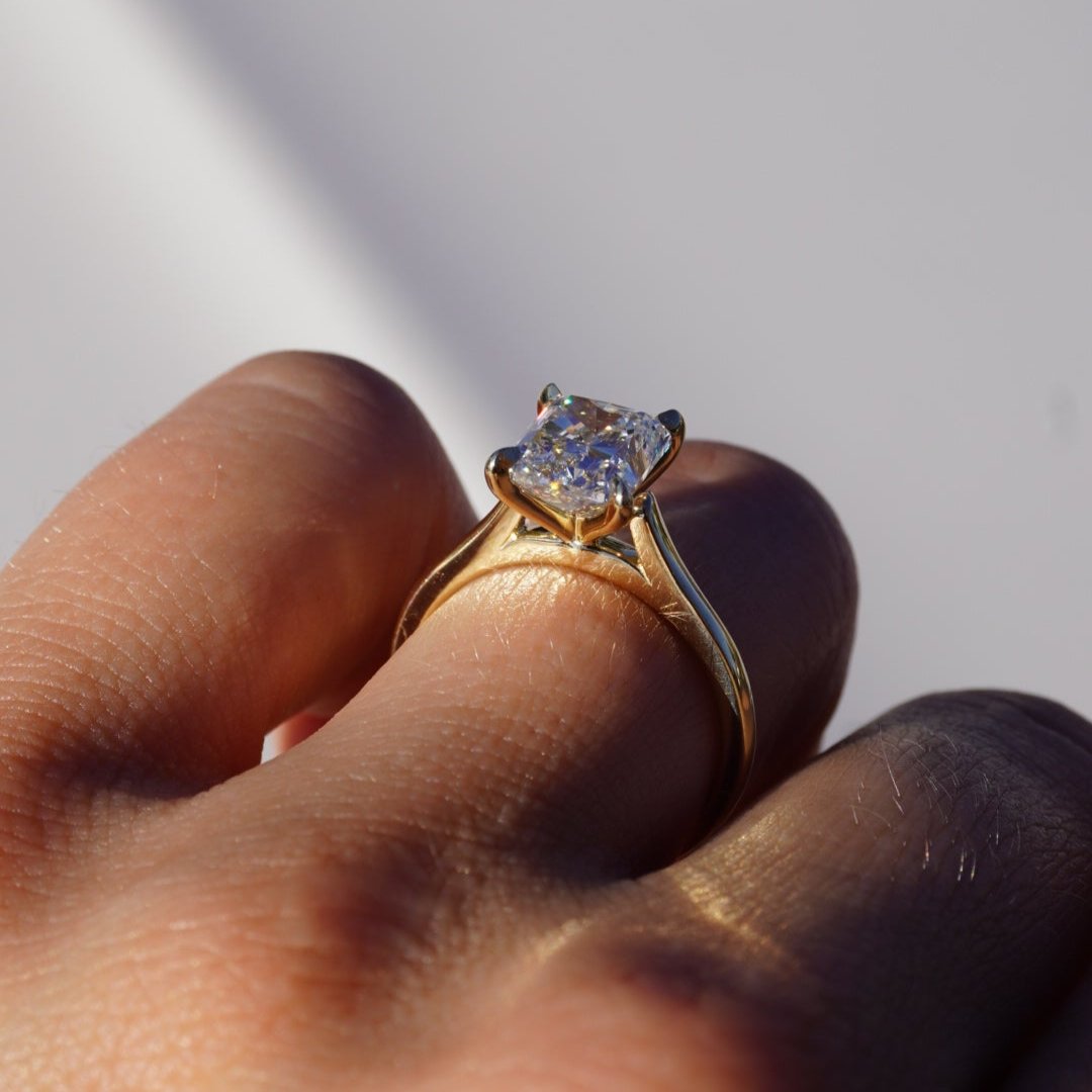 Stunning 2.60 CT Radiant Moissanite Engagement Ring with Solitaire Design 3