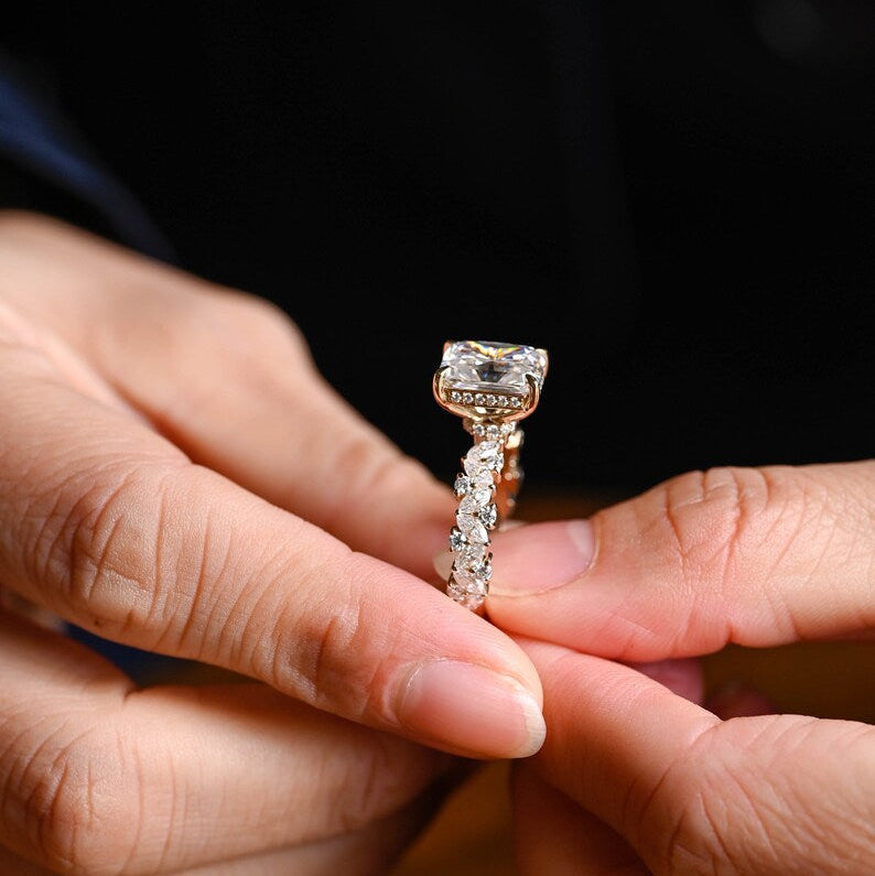 Stunning 1.0 - 2.0 CT Radiant Moissanite Engagement Ring with Pave & Hidden Halo Design 2