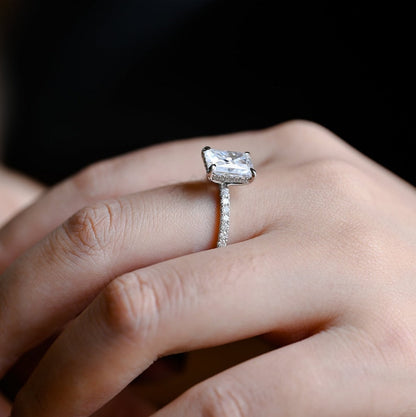Stunning 1.0 - 2.0 CT Emerald Moissanite Engagement Ring With Hidden Halo Design 3