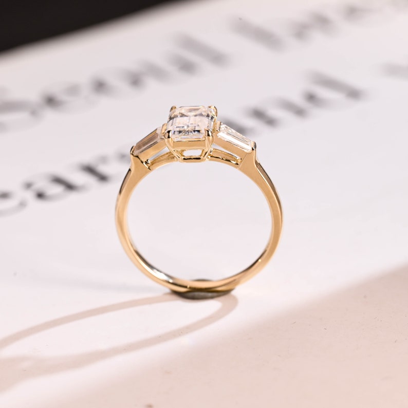 Stunning 1.0 - 2.0 CT Emerald Moissanite Engagement Ring with Three Stone Design 8