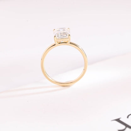 Stunning 1.0 - 2.0 CT Emerald Moissanite Engagement Ring with Solitaire Design 10