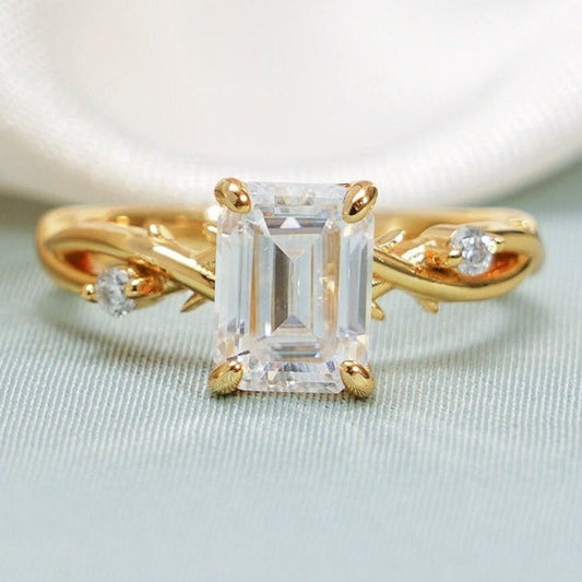 Stunning 1.0 - 2.0 CT Emerald Moissanite Engagement Ring with Twisted Pave Design 1