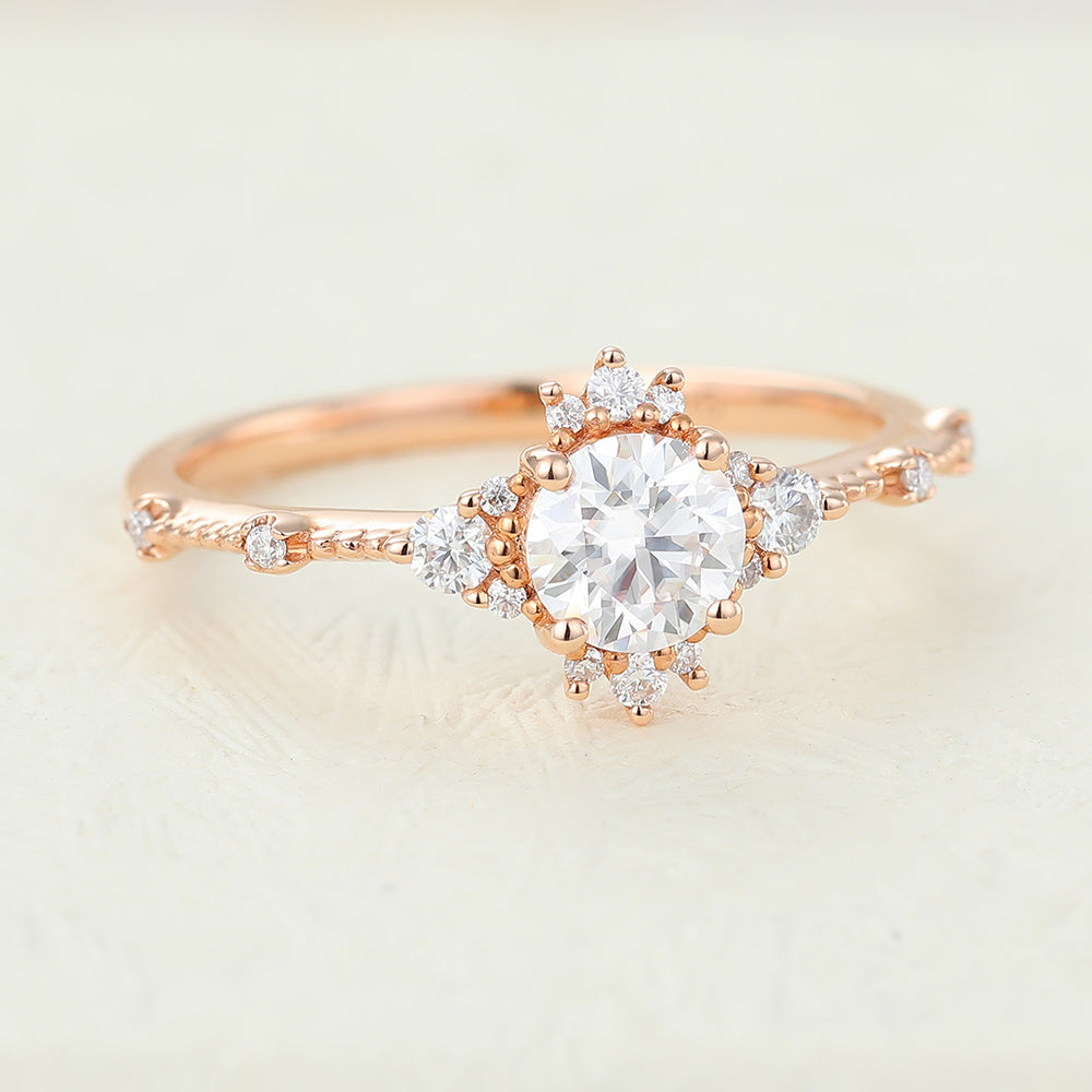 0.41 CT Round Cluster Moissanite Engagement Ring
