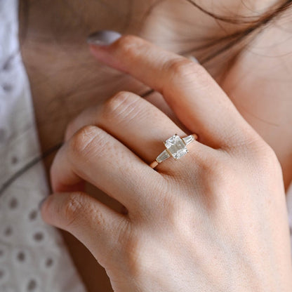 Stunning 1.0 - 2.0 CT Emerald Moissanite Engagement Ring with Three Stone Design 2