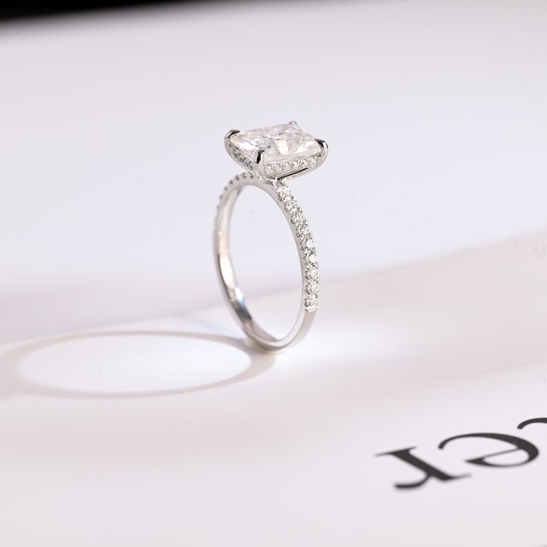 Stunning 1.0 - 2.0 CT Emerald Moissanite Engagement Ring With Hidden Halo Design 5