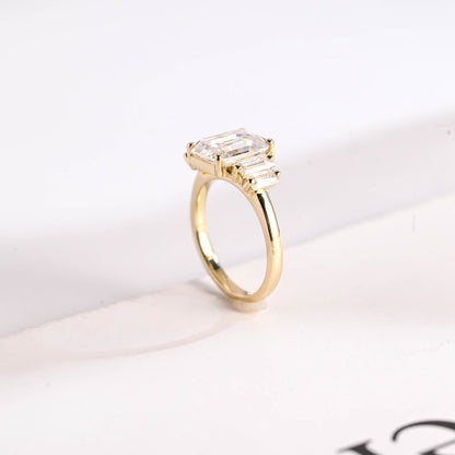 Stunning 1.0 - 2.0 CT Emerald Moissanite Engagement Ring With Cluster Design 3