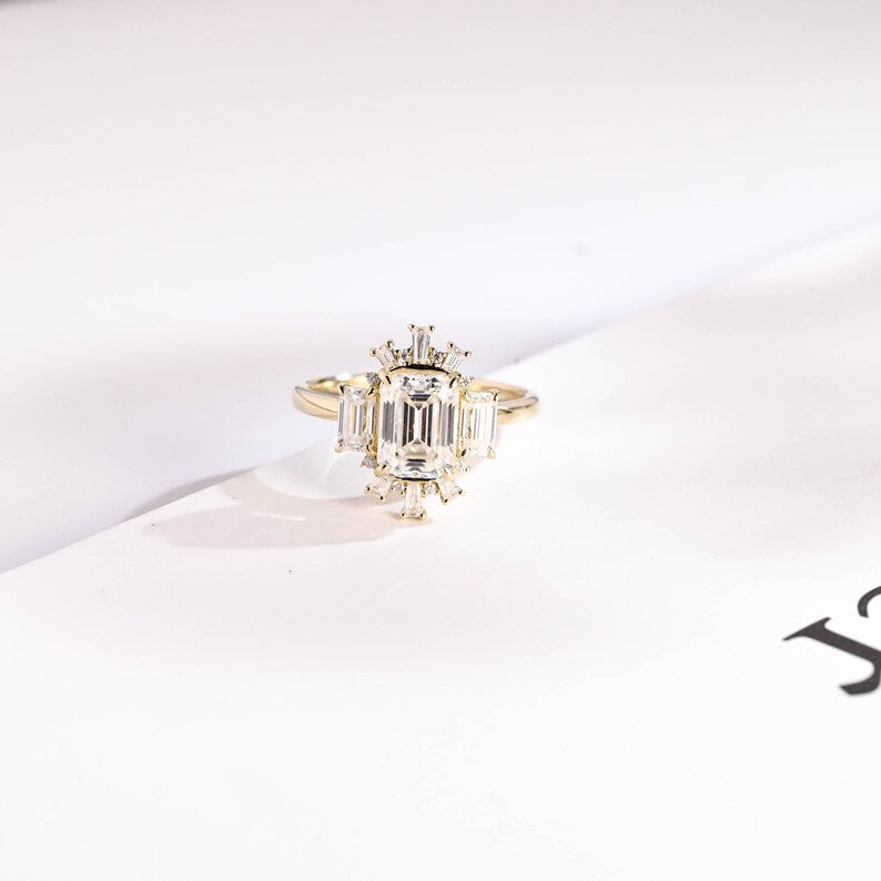 Stunning 1.0 - 2.0 CT Emerald Moissanite Engagement Ring With Cluster Design 1