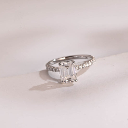 Stunning 1.0 - 2.0 CT Emerald Moissanite Engagement Ring With Hidden Halo & Pave Design 1