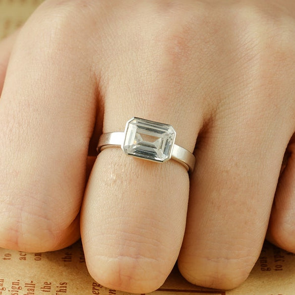 Stunning 1.0 - 2.0 CT Emerald Moissanite Engagement Ring with Bezel Design 6