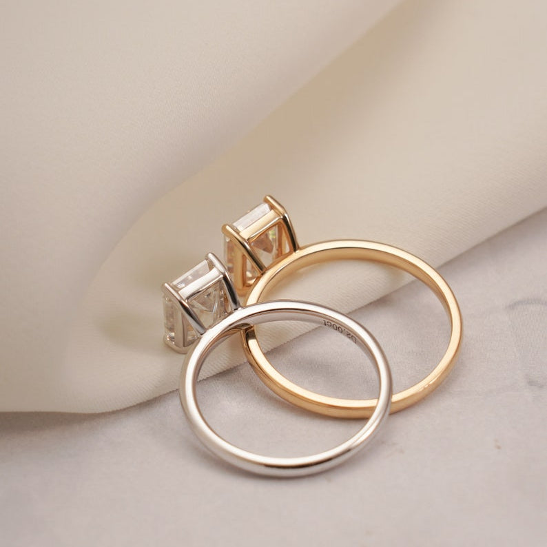 Stunning 1.0 - 2.0 CT Emerald Moissanite Engagement Ring with Solitaire Design 8