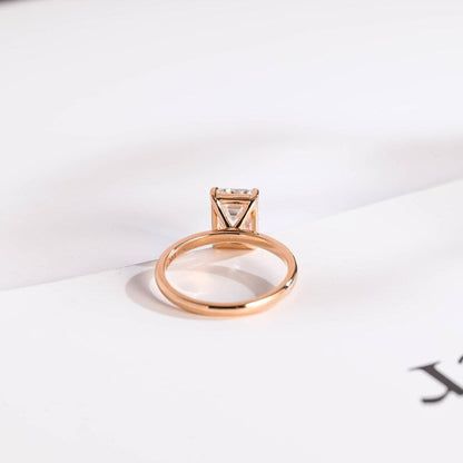 Stunning 1.0 - 2.0 CT Emerald Moissanite Engagement Ring with Solitaire Design 9