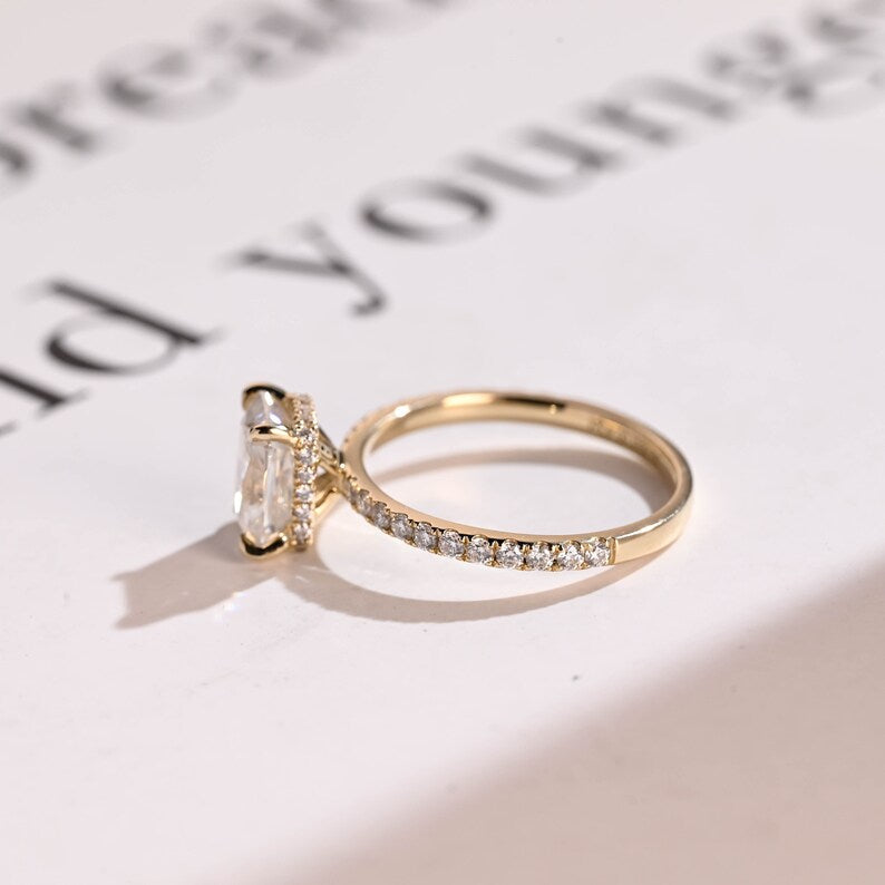 Stunning 1.0 - 2.0 CT Radiant Moissanite Engagement Ring with Pave & Hidden Halo Design 8