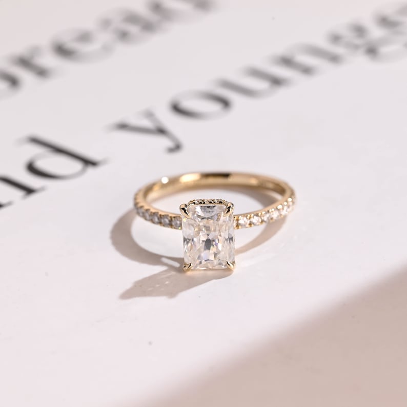 Stunning 1.0 - 2.0 CT Radiant Moissanite Engagement Ring with Pave & Hidden Halo Design 1