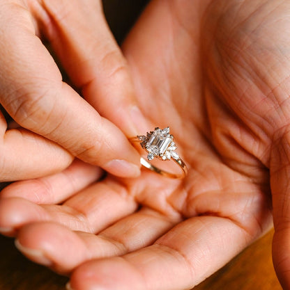 Stunning 1.0 - 2.0 CT Emerald Moissanite Engagement Ring With Cluster Design 2