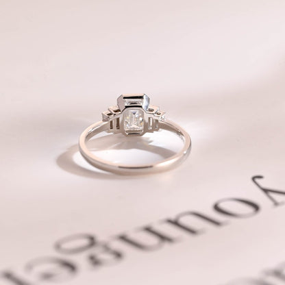 Stunning 1.0 - 2.0 CT Emerald Moissanite Engagement Ring With Cluster & Bezel Design 5