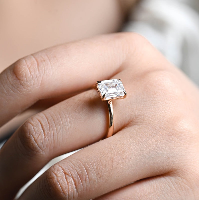 Stunning 1.0 - 2.0 CT Emerald Moissanite Engagement Ring with Solitaire Design 7