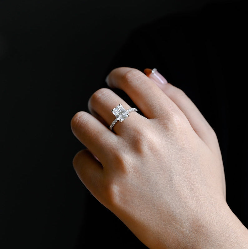 Stunning 1.0 - 2.0 CT Emerald Moissanite Engagement Ring With Hidden Halo Design 6