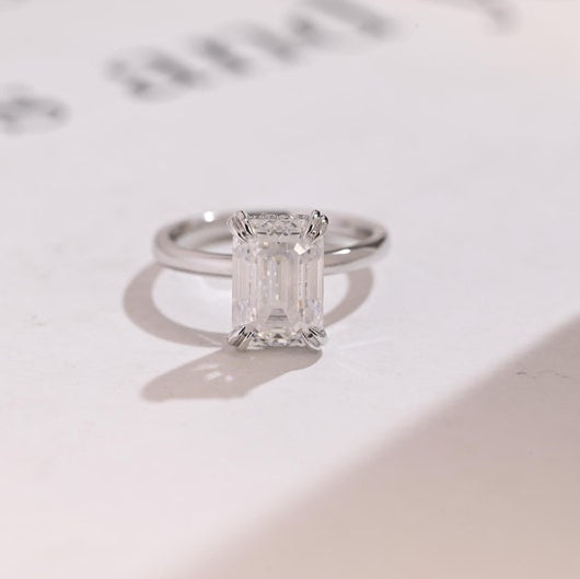 Stunning 1.0 - 2.0 CT Emerald Moissanite Engagement Ring with Hidden Halo Design 1