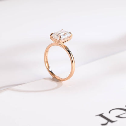 Stunning 1.0 - 2.0 CT Emerald Moissanite Engagement Ring with Solitaire Design 5