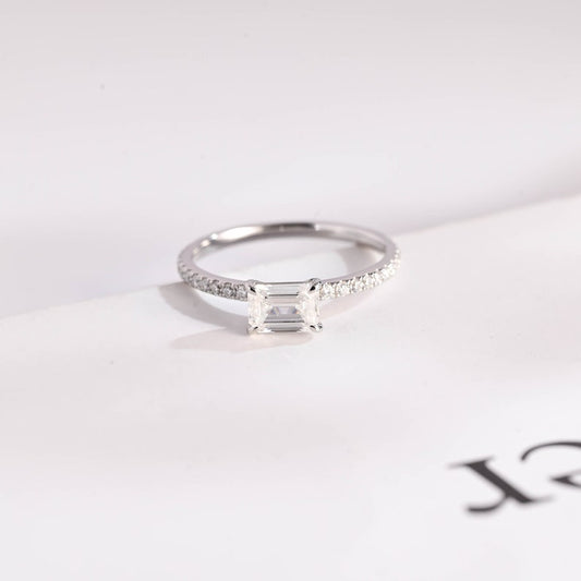 Stunning 0.5 - 1.5 CT Emerald Moissanite Engagement Ring with Pave Design 1