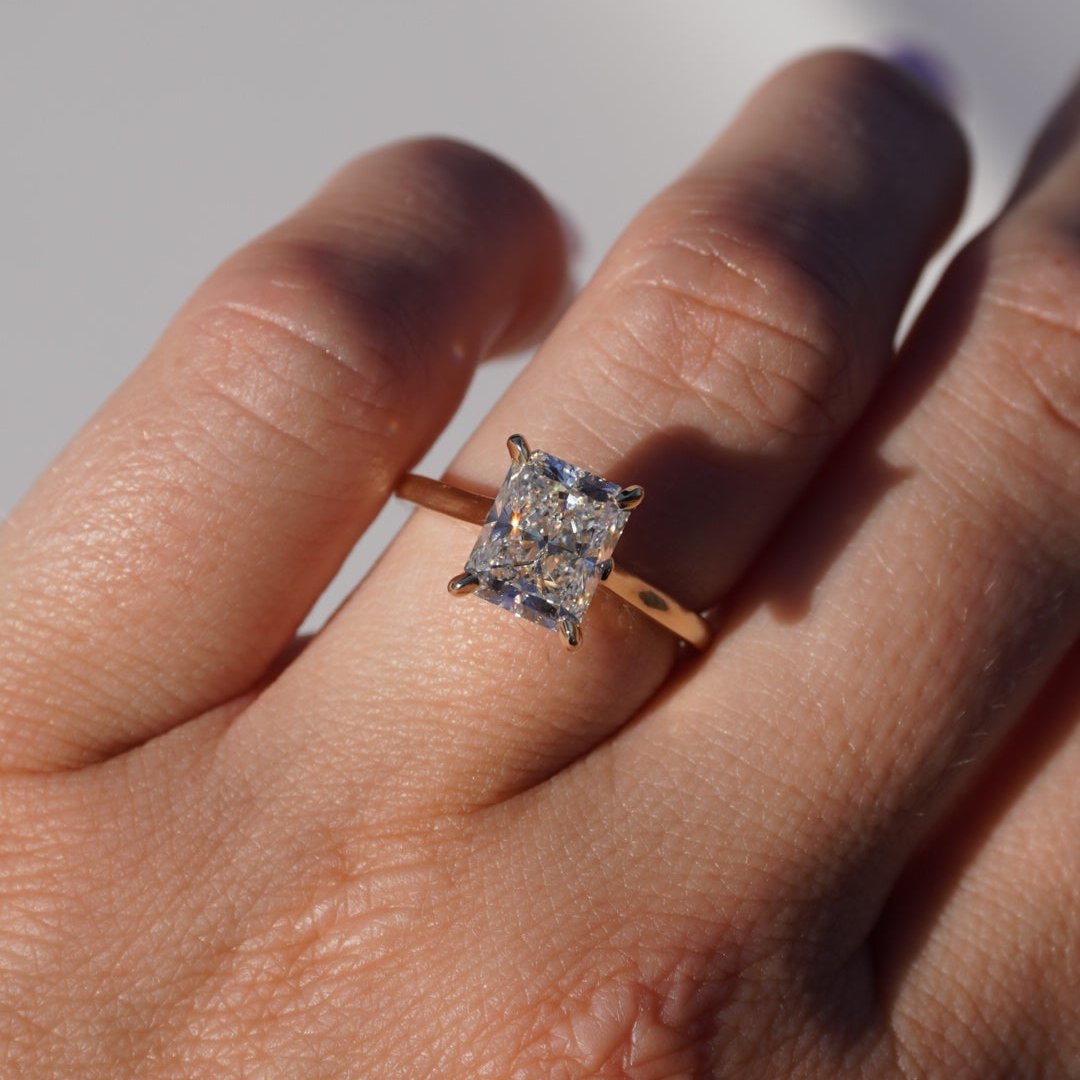 Stunning 2.60 CT Radiant Moissanite Engagement Ring with Solitaire Design 2