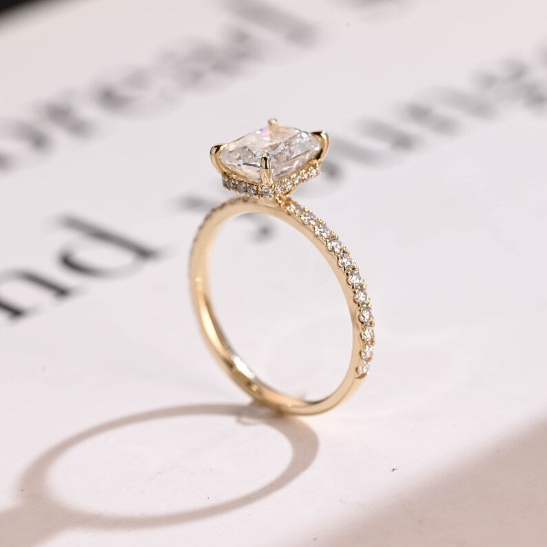 Stunning 1.0 - 2.0 CT Radiant Moissanite Engagement Ring with Pave & Hidden Halo Design 3