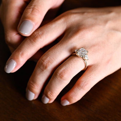 Stunning 1.0 - 2.0 CT Emerald Moissanite Engagement Ring with Three Stone Design 7