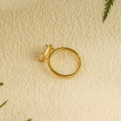 Stunning 1.0 - 2.0 CT Emerald Moissanite Engagement Ring With Cluster Design 6