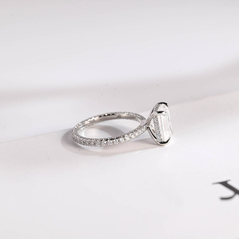 Stunning 1.0 - 2.0 CT Emerald Moissanite Engagement Ring with Hidden Halo Design 4