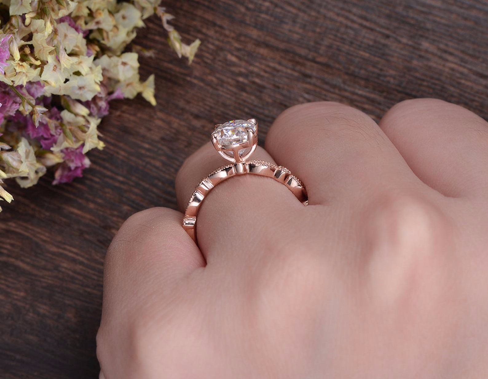 FLM437