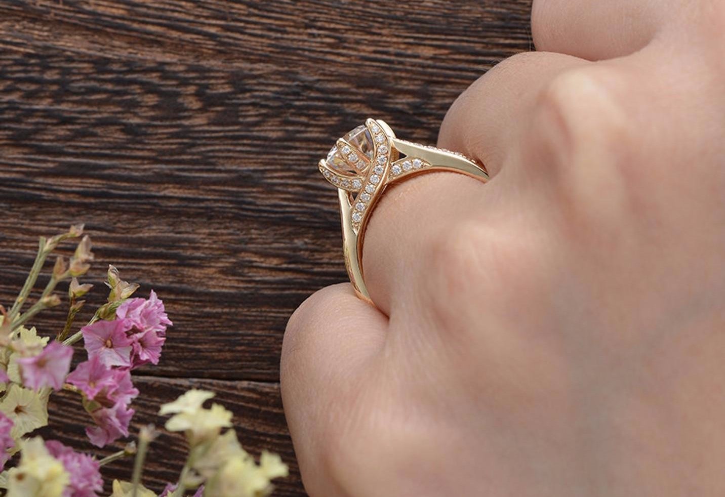 FLM438